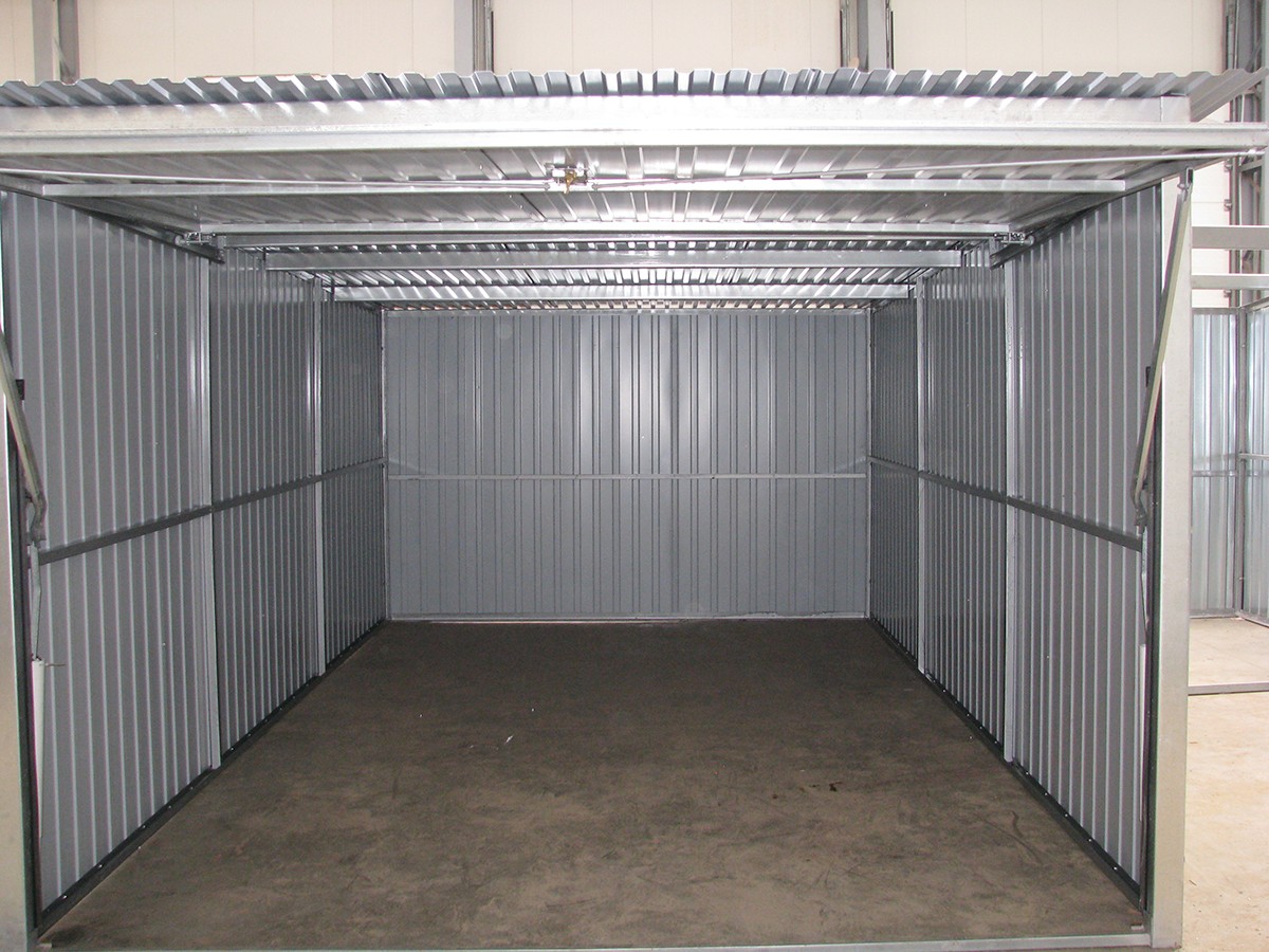 3x5.5m egyállásos tágas garázs hátrafelé lejtő tetejű | Bomstal